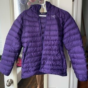 Arc’teryx Cerium Lt Hoodie Purple Medium